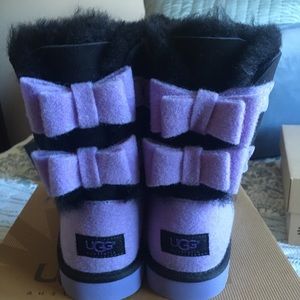 Kids UGG Bailey Bow boots